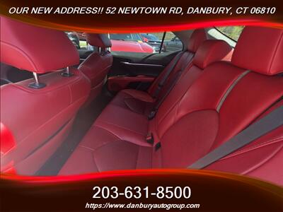 2019 Toyota Camry XSE   - Photo 4 - Danbury, CT 06810