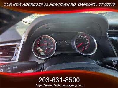 2019 Toyota Camry XSE   - Photo 9 - Danbury, CT 06810