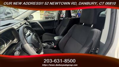 2013 Toyota RAV4 XLE   - Photo 8 - Danbury, CT 06810