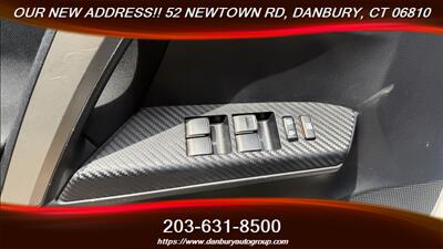 2013 Toyota RAV4 XLE   - Photo 7 - Danbury, CT 06810