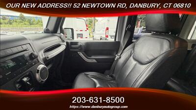 2014 Jeep Wrangler Unlimited Sahara   - Photo 12 - Danbury, CT 06810