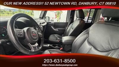 2014 Jeep Wrangler Unlimited Sahara   - Photo 11 - Danbury, CT 06810