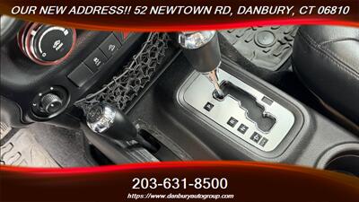 2014 Jeep Wrangler Unlimited Sahara   - Photo 17 - Danbury, CT 06810