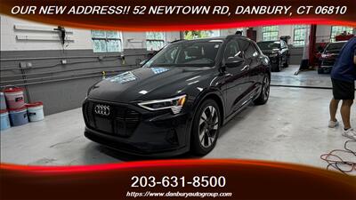 2021 Audi e-tron quattro Premium SUV
