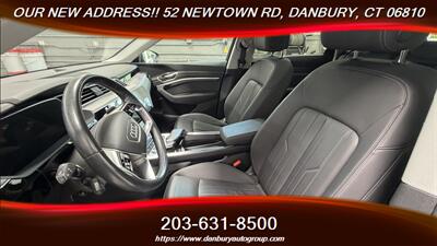 2021 Audi e-tron quattro Premium - Photo 18 - Danbury, CT 06810