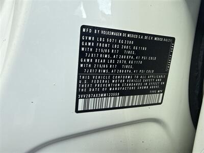 2021 Volkswagen Tiguan SE 4Motion   - Photo 11 - Danbury, CT 06810