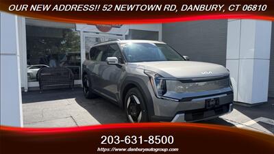 2024 Kia EV9 Wind   - Photo 7 - Danbury, CT 06810