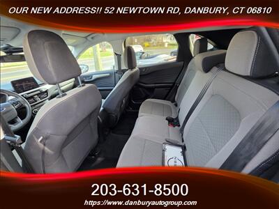 2022 Ford Escape SE   - Photo 4 - Danbury, CT 06810