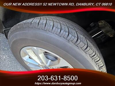 2022 Ford Escape SE   - Photo 3 - Danbury, CT 06810