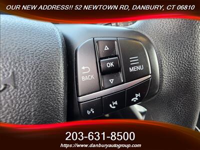 2022 Ford Escape SE   - Photo 8 - Danbury, CT 06810