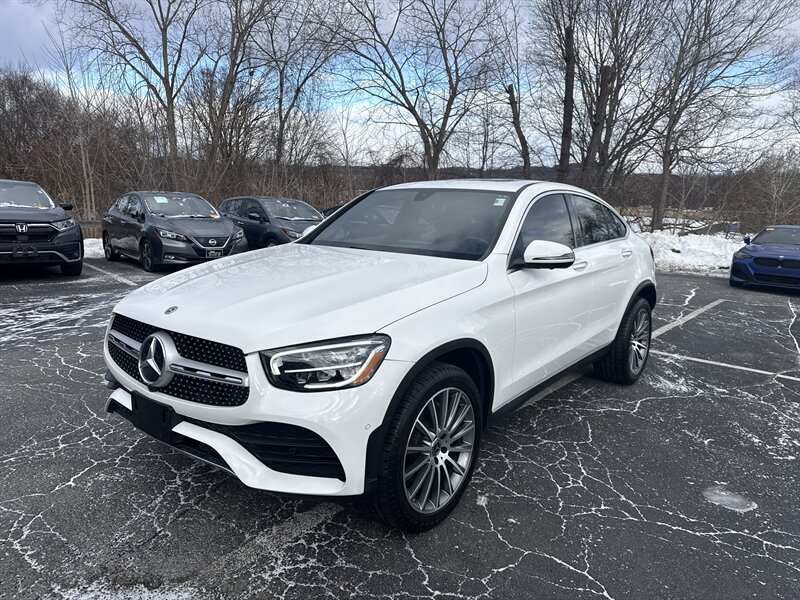 2021 Mercedes-Benz GLC GLC 300 4MATIC   - Photo 1 - Danbury, CT 06810