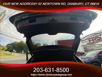 2021 Porsche Macan - Photo 26 - Danbury, CT 06810