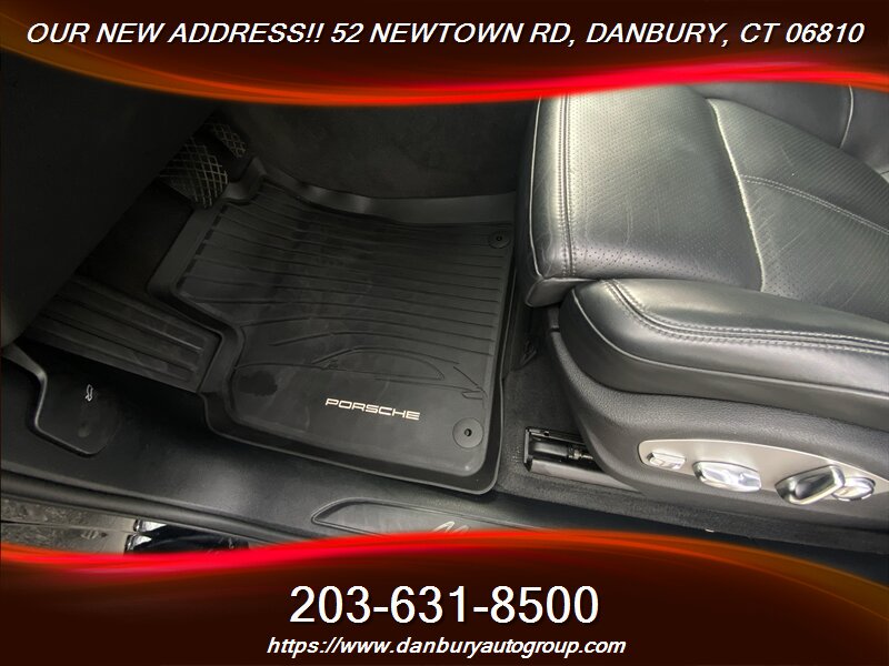 2021 Porsche Macan - Photo 11 - Danbury, CT 06810