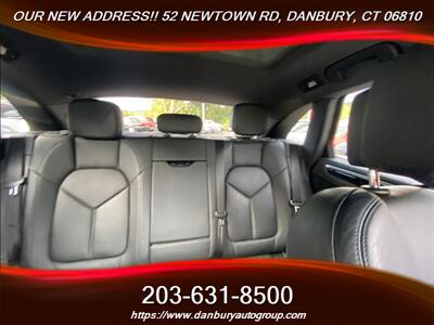 2021 Porsche Macan - Photo 21 - Danbury, CT 06810