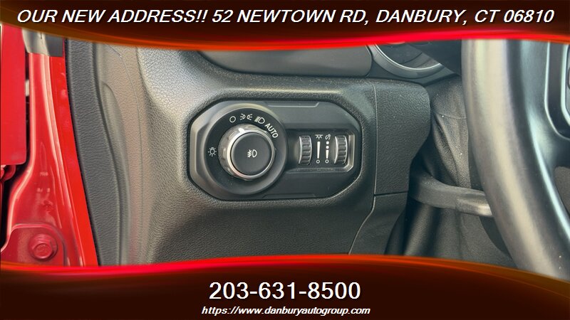 2018 Jeep Wrangler Unlimited Sport - Photo 14 - Danbury, CT 06810