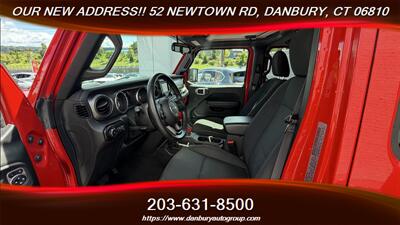 2018 Jeep Wrangler Unlimited Sport - Photo 11 - Danbury, CT 06810