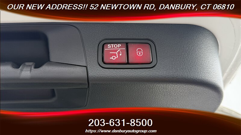 2025 Mercedes-Benz GLB GLB 250 4MATIC - Photo 26 - Danbury, CT 06810