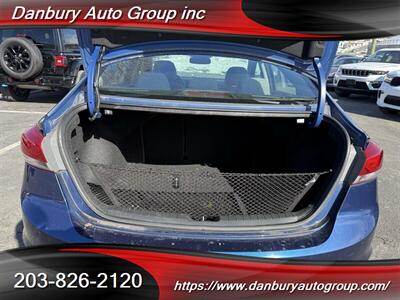2018 Hyundai ELANTRA SEL  VALUE PKG - Photo 13 - Danbury, CT 06810