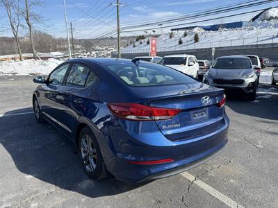 2018 Hyundai ELANTRA SEL VALUE PKG - Photo 4 - Danbury, CT 06810