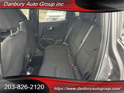 2019 Jeep Renegade Latitude   - Photo 13 - Danbury, CT 06810