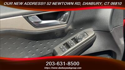 2020 Ford Escape SE   - Photo 12 - Danbury, CT 06810