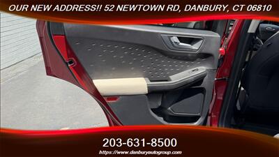 2020 Ford Escape SE   - Photo 27 - Danbury, CT 06810