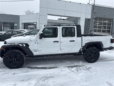 2020 Jeep Gladiator Sport   - Photo 3 - Danbury, CT 06810