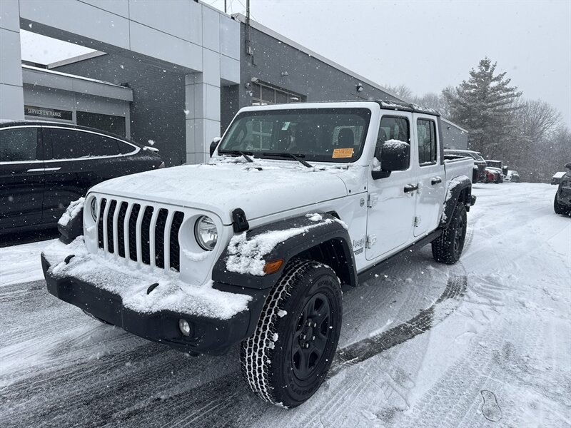 2020 Jeep Gladiator Sport   - Photo 1 - Danbury, CT 06810