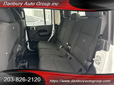 2020 Jeep Gladiator Sport   - Photo 11 - Danbury, CT 06810