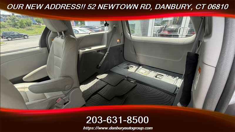 2019 Toyota Sienna XLE 7-Passenger - Photo 28 - Danbury, CT 06810