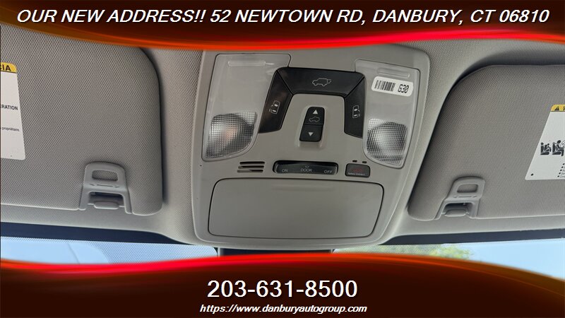 2019 Toyota Sienna XLE 7-Passenger - Photo 25 - Danbury, CT 06810