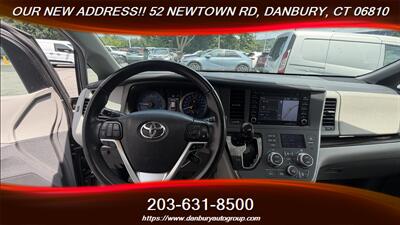 2019 Toyota Sienna XLE 7-Passenger - Photo 16 - Danbury, CT 06810