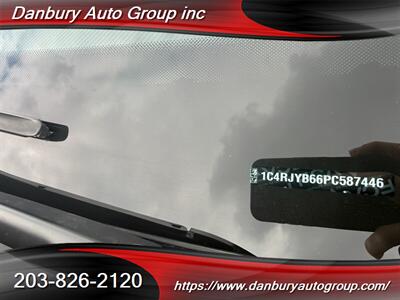 2023 Jeep Grand Cherokee 4xe   - Photo 12 - Danbury, CT 06810