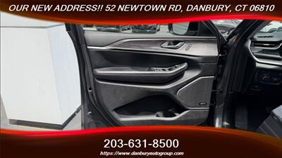 2023 Jeep Grand Cherokee 4xe   - Photo 9 - Danbury, CT 06810