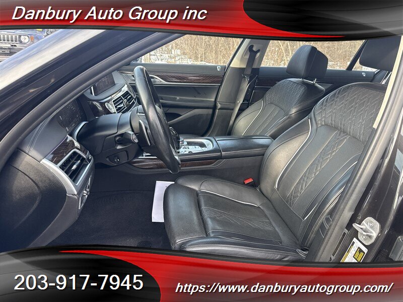 2022 BMW 750i xDrive - Photo 9 - Danbury, CT 06810