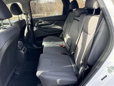 2023 Hyundai Santa Fe SEL - Photo 14 - Danbury, CT 06810