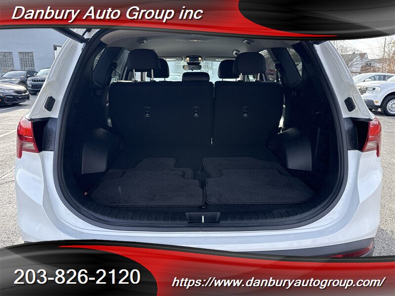 2023 Hyundai Santa Fe SEL - Photo 15 - Danbury, CT 06810