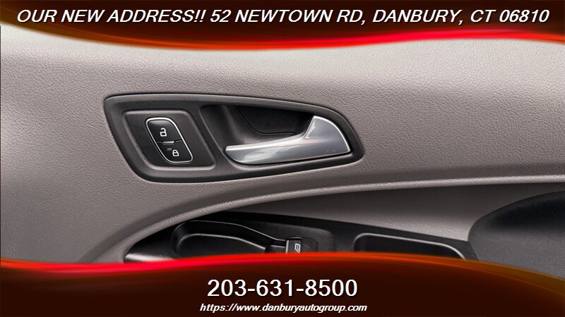 2022 Ford Transit Connect XLT - Photo 12 - Danbury, CT 06810