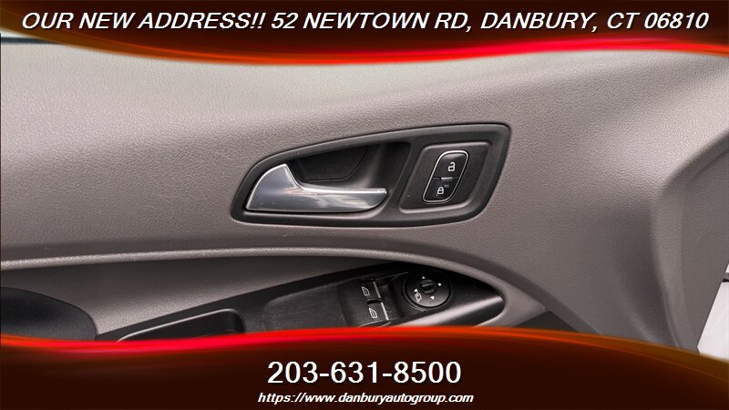2022 Ford Transit Connect XLT - Photo 9 - Danbury, CT 06810