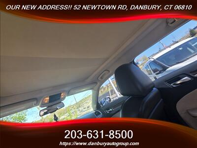 2017 Chrysler 300C Platinum   - Photo 7 - Danbury, CT 06810