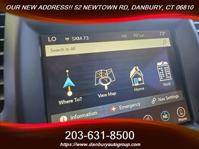 2017 Chrysler 300C Platinum   - Photo 17 - Danbury, CT 06810