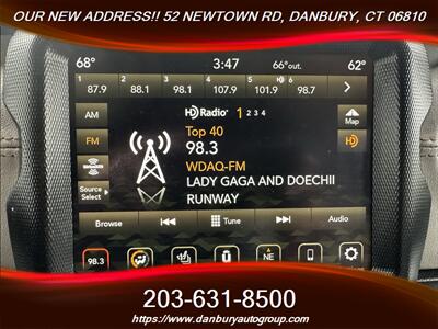 2023 Jeep Wrangler Sahara 4xe - Photo 9 - Danbury, CT 06810