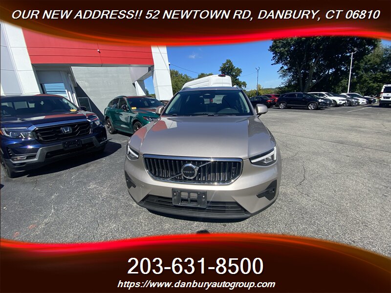 2024 Volvo XC40 B5 Plus Bright Theme - Photo 8 - Danbury, CT 06810