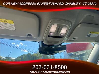 2024 Volvo XC40 B5 Plus Bright Theme - Photo 18 - Danbury, CT 06810
