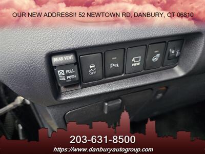 2018 Toyota Sienna XLE 7-Passenger   - Photo 10 - Danbury, CT 06810
