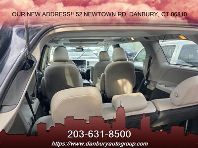2018 Toyota Sienna XLE 7-Passenger   - Photo 4 - Danbury, CT 06810