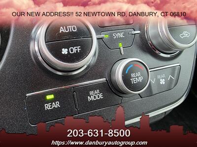 2018 Toyota Sienna XLE 7-Passenger   - Photo 16 - Danbury, CT 06810