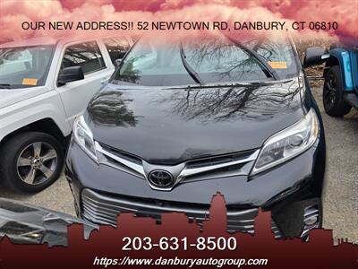 2018 Toyota Sienna XLE 7-Passenger   - Photo 2 - Danbury, CT 06810