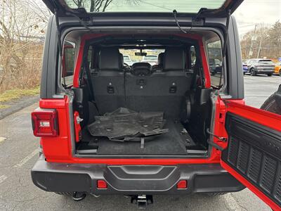 2022 Jeep Wrangler Unlimited Sahara   - Photo 14 - Danbury, CT 06810