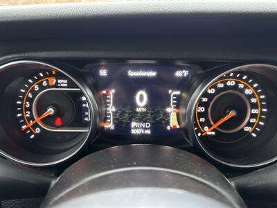 2022 Jeep Wrangler Unlimited Sahara   - Photo 11 - Danbury, CT 06810